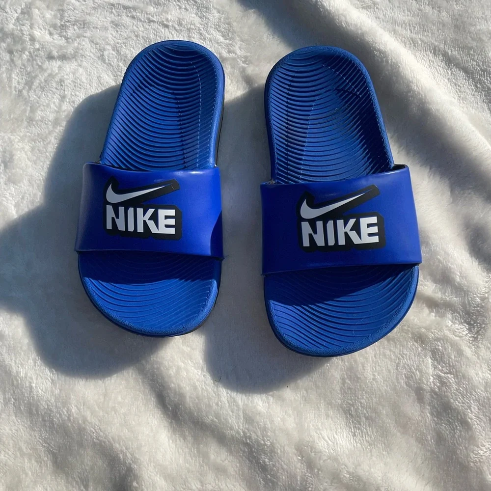 Nike Blue Kids Slide Sandals with White Logo